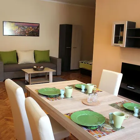 Veva - Maganszallashely 公寓